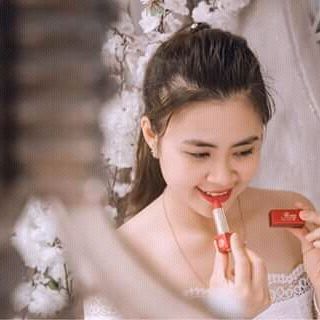 son lì dưỡng môi ROSY