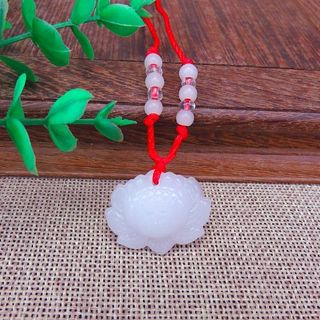 Dây chuyền phong thủy hot- Giá sỉ 10k bao gồm dây và mặt - Hàng rất đẹp cầm nặng tay -      - Hình tự chụp nha các bạn