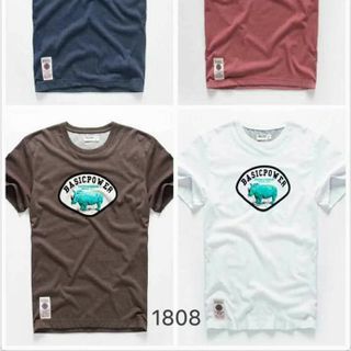 Áo phông in hình ngực