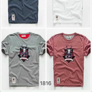 Áo phông in hình ngực