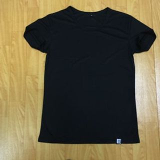 Áo thun nam dáng ôm