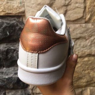 giày thể thao Nam Nữ đẹp