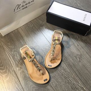 giày sandal đá xinh