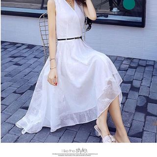 đầm ren đuôi cá