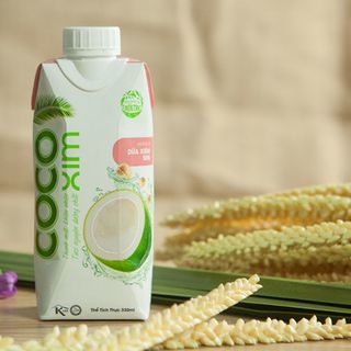 Thùng 12 hộp nước dừa Cocoxim Sen 330ml