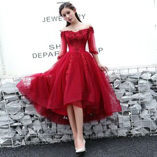 ĐẦM XÒE CÔNG CHÚA TRỄ VAI CỰC XINH