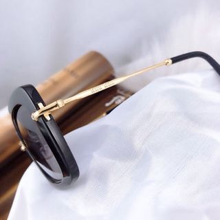 kính Miu thời trang
