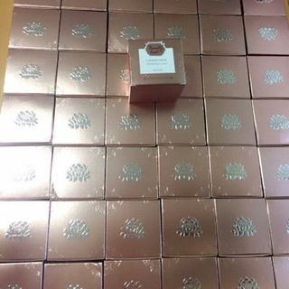 kem tái tạo da chamomile