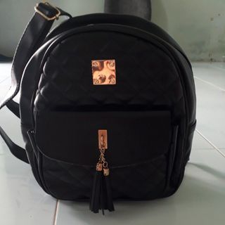 THANH LÝ TRỌN LÔ TUI XÁCH BALO
