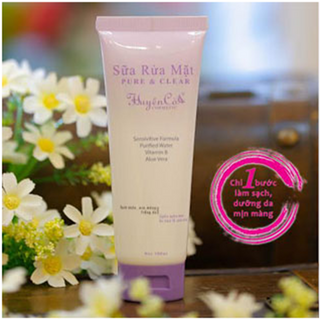 Sữa rửa mặt trắng da cao cấp