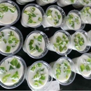 chè dừa non lá nếp