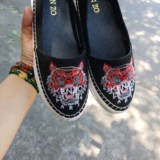 Giày bệt nữ thêu