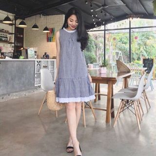 Váy kẻ dáng suông đuôi cá