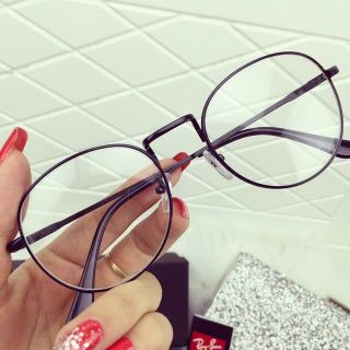 Kính mắt thời trang