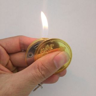 Bật lửa móc khóa đồng tiền