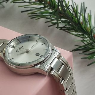 Đồng hồ nữ chính hang Difeini Swiss 1989