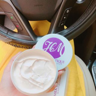Kem body dưỡng trắng da Milk Boutique