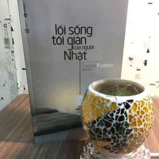 ĐÈN XÔNG BẰNG TINH DẦU