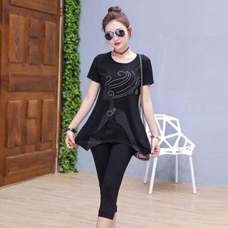 Set bộ lửng đen form dài cô gái