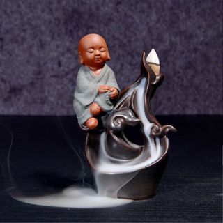 THÁC KHÓI TRẦM HƯƠNG PHẬT TỌA NÚI