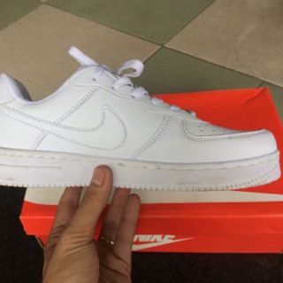 GIÀY THỂ THAO NỮ