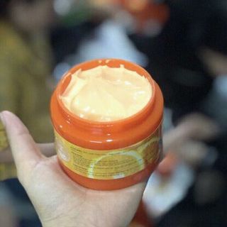 Dưỡng trắng da vitamin c