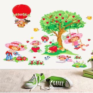 DECAL CHI TIẾT CÔ BÉ DÂU TAY