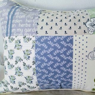 GỐI NẰM KÈM VỎ COTTON CHO BÉ 3040CM