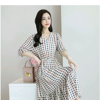 ĐẦM VOAN CỔ TIM PHỐI BÈO