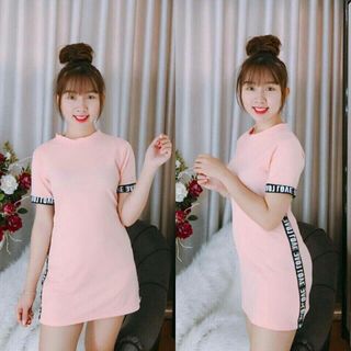 Đầm mặc ở nhà dạo phố