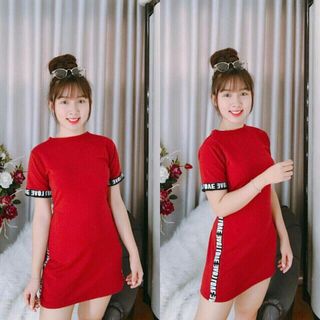 Đầm mặc ở nhà dạo phố