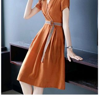 ĐẦM XÒE TAY CON CỔ DẮP CHÉO