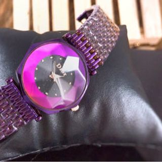 Đồng hồ nu mau tim mau xanh
