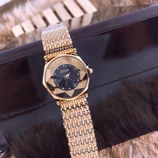 đồng hồ nữ thời trang dây nhuyễn