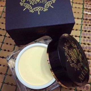 Kem body Tặng cám collagen hoăc cọ bạch tuột hoặc cọ đắp mặt nạ hoặc bộ chén cọ hoặc mua 2 tặng bịch cám 210k