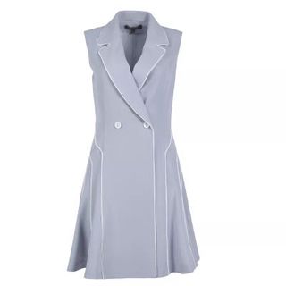 đầm cổ vest dáng xoè không tay