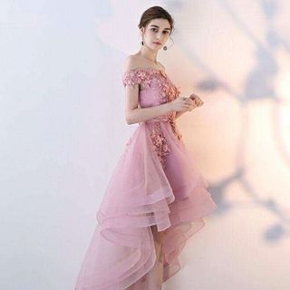 ĐẦM XÒE TRỄ VAI ĐUÔI TÔM
