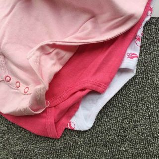 Combo 3 bộ bodysuit trẻ sơ sinh- Đức 3 13 tháng tuổi