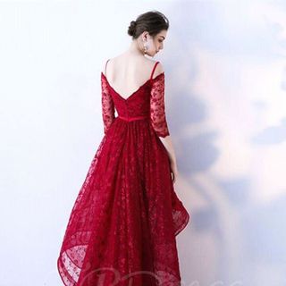 ĐẦM XÒE ĐUÔI TÔM TRỄ VAI TAY LỠ