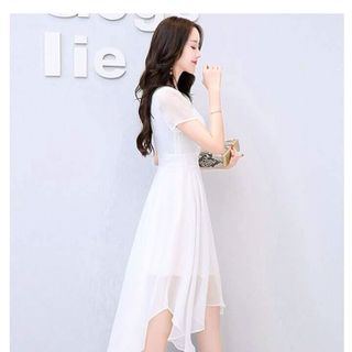 ĐẦM XÒE VOAN NƠ EO