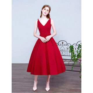 ĐẦM XÒE CỔ TIM XẾP LI NƠ TAY