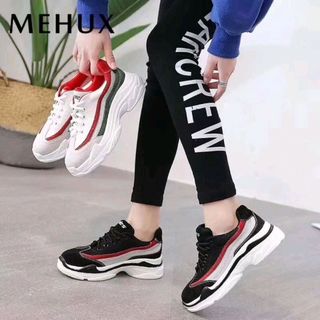 Giày thể thao nữ