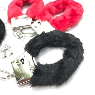 CÒNG TAY LÔNG HÓA TRANG CHỤP ẢNH