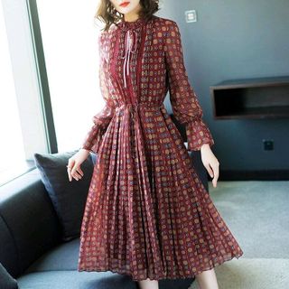 ĐẦM VOAN TIỂU THƯ HỌA TIẾT