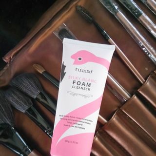 Sữa rửa mặt Ellindo – Silky Blanc Foam Cleanser