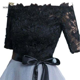 ĐẦM XÒE TRỄ VAI NƠ EO