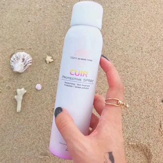 Xịt Chống nắng Trang điểm thần thánh CUIR PROTECTIVE SPRAY