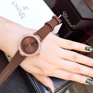 đồng hồ dây da nữ kính saphire
