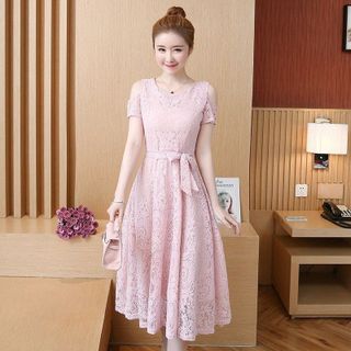 ĐẦM REN XÒE KHOÉT VAI