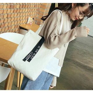 Túi Vải Toe Hot Trend hè 2018